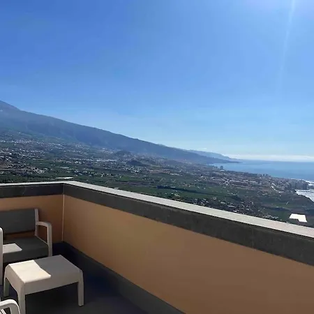 Golden Horizon Villa *