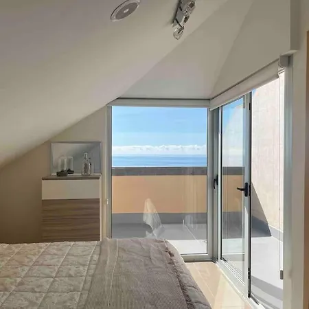 Villa Golden Horizon *